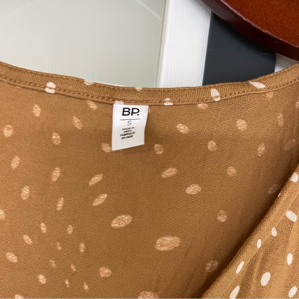 Long Sleeve Mustard Color Dress with Dots All Over Size S - Picture 5 of 10